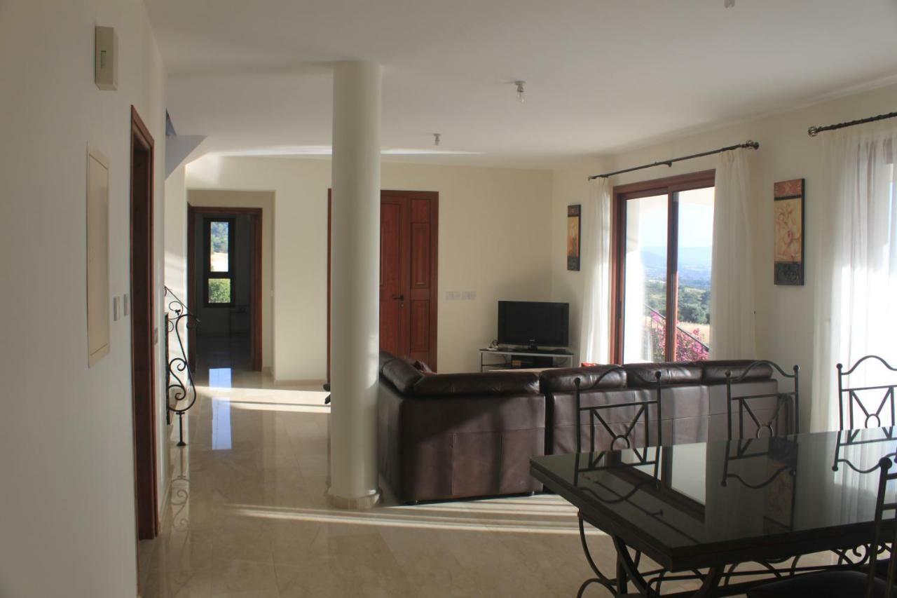 Martika Luxury Villa Agia Marina  المظهر الخارجي الصورة