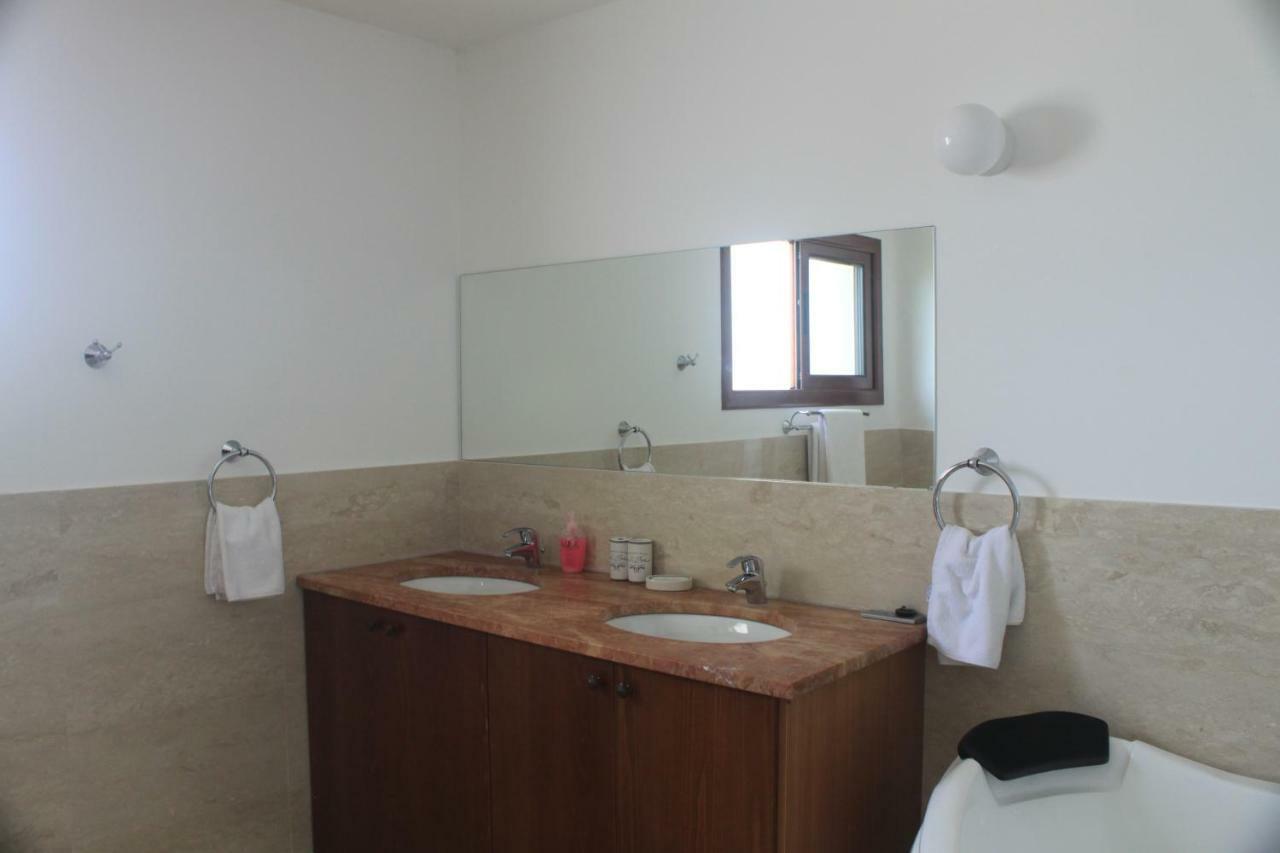 Martika Luxury Villa Agia Marina  المظهر الخارجي الصورة